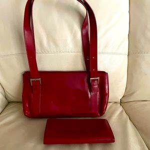 Hobo red shoulder purse and matching wallet